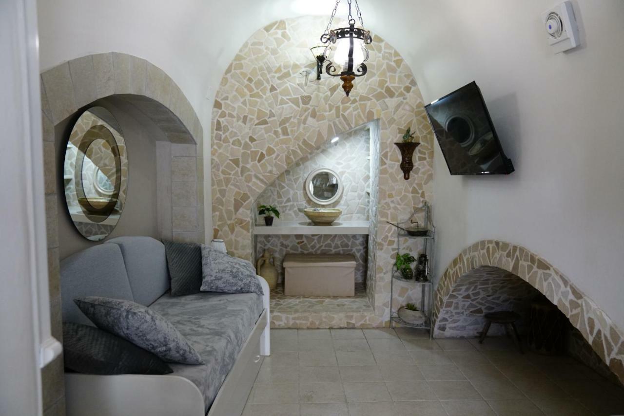 Ui Momm Hotel Matera Exterior photo